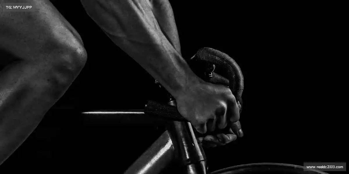 <strong>zoty中欧</strong>🏊‍♂️跃入泳池，冲刺终点 —— 在水中，遇见更强大的自己！